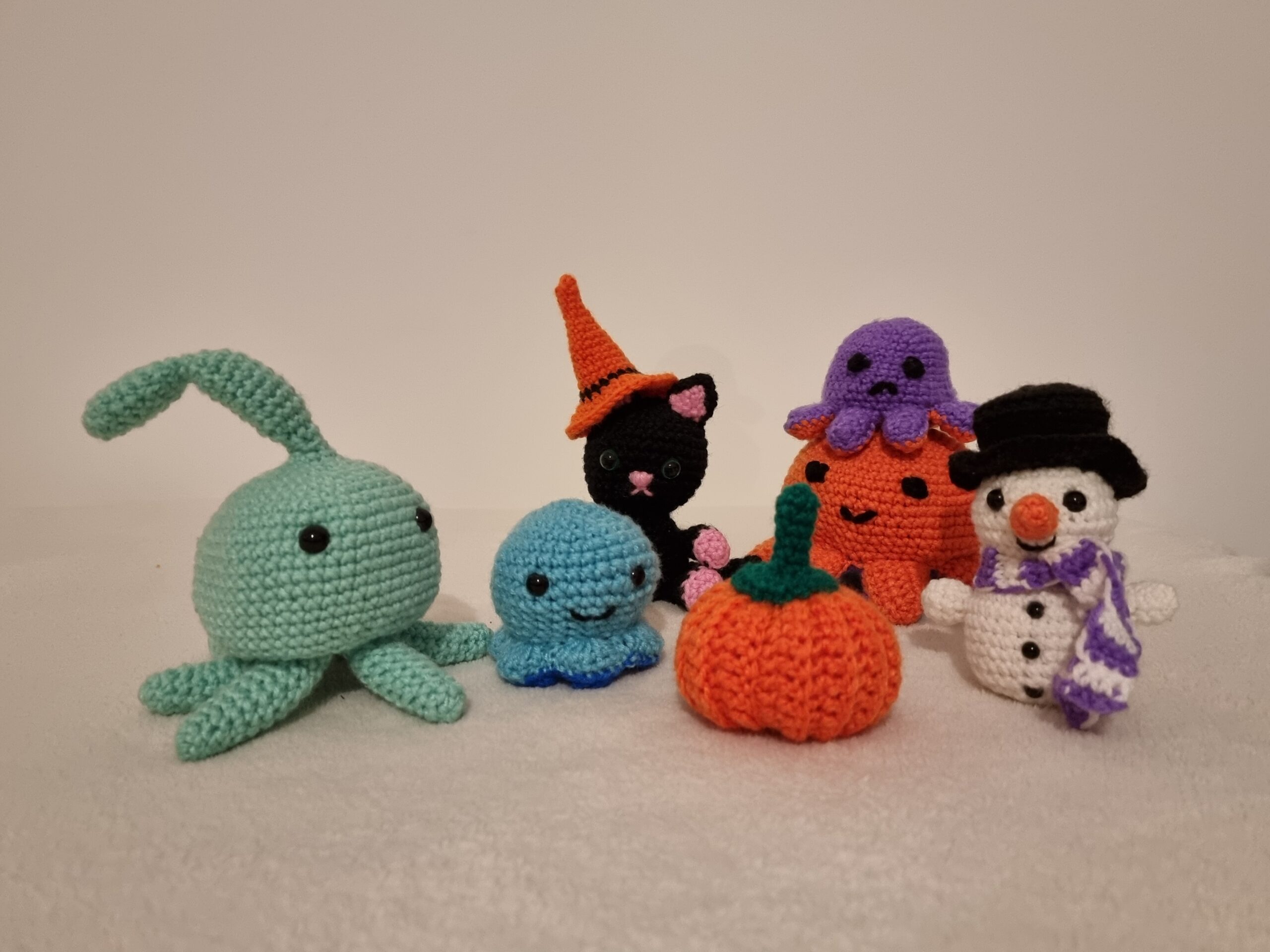 Grundlagen zum Häkeln von Amigurumis Grundlagen zum Häkeln von Amigurumis